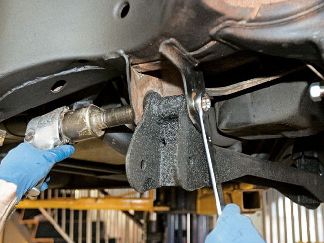 1994 Chevy Silverado Suspension Installation - Getting A Lift