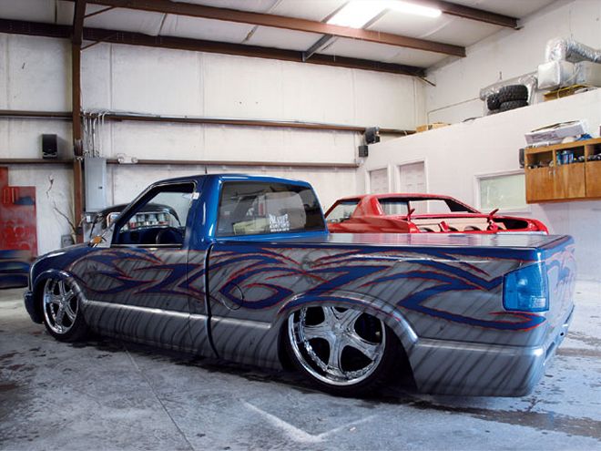 Mr. Scrape Customs - Custom Truck Shop Tour