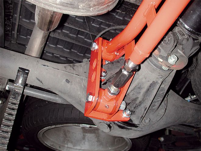 Traction Bar Installation On A Toyota Tacoma - Power to the Pavement