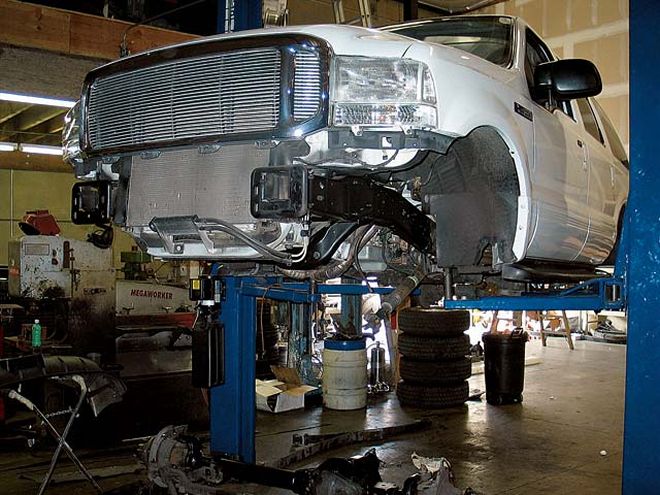 Kelderman Suspension Install - Elevated Excursion