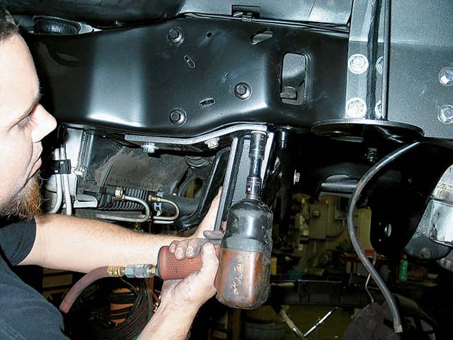 Kelderman Suspension Install - Elevated Excursion