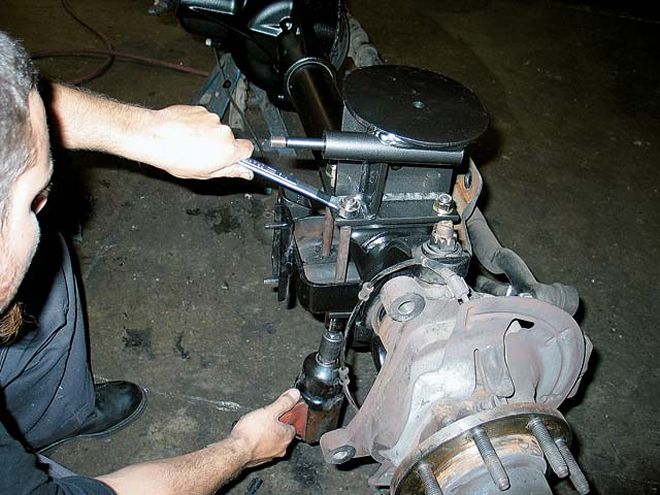 Kelderman Suspension Install - Elevated Excursion