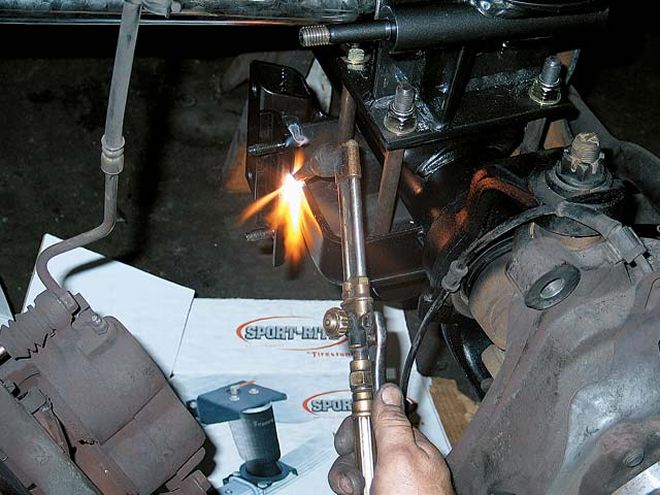 Kelderman Suspension Install - Elevated Excursion