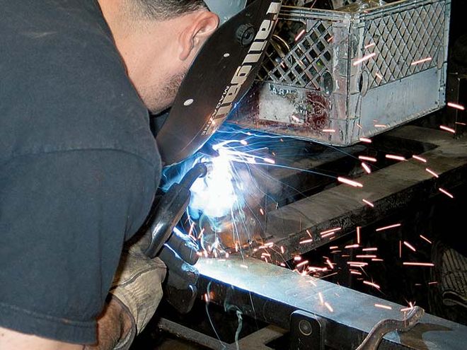 Kelderman Suspension Install - Elevated Excursion