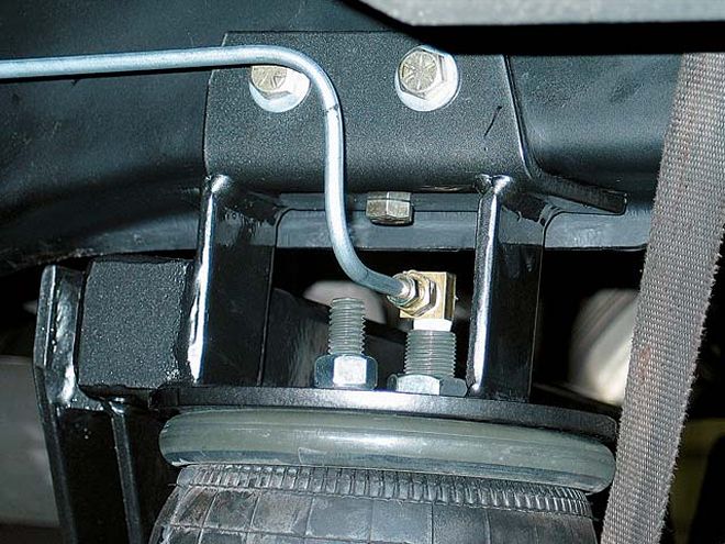 Kelderman Suspension Install - Elevated Excursion
