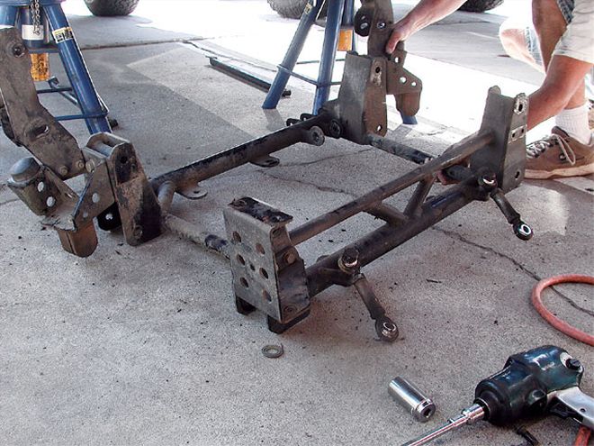 CST Lift Kits on a 2002 Chevy Duramax - Back For More