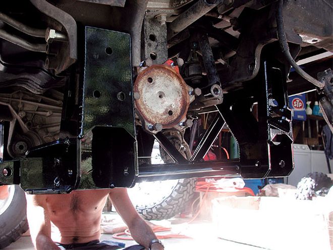 CST Lift Kits on a 2002 Chevy Duramax - Back For More