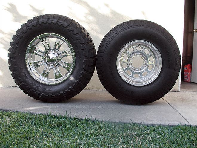 CST Lift Kits on a 2002 Chevy Duramax - Back For More