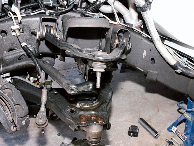 2004 Chevy Silverado Front Air Suspension Installation - Makin It Lay Part 2