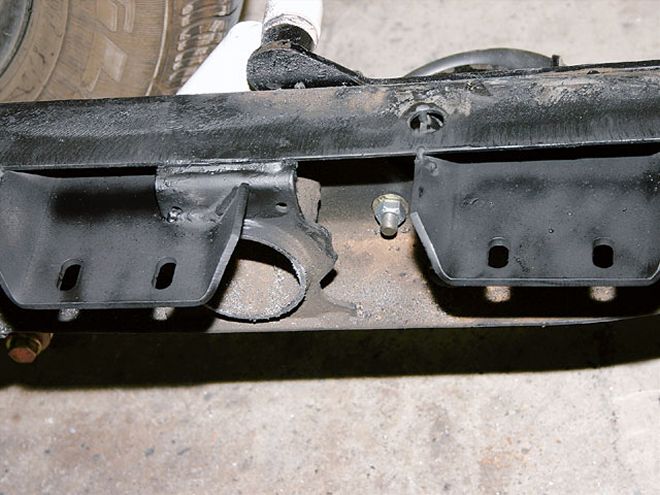 2004 Chevy Silverado Front Air Suspension Installation - Makin It Lay Part 2