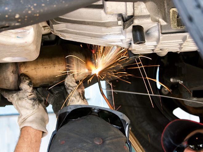 2004 Chevy Silverado Rear Air Suspension Installation - Makin It Lay Part 1