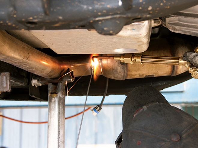 2004 Chevy Silverado Rear Air Suspension Installation - Makin It Lay Part 1
