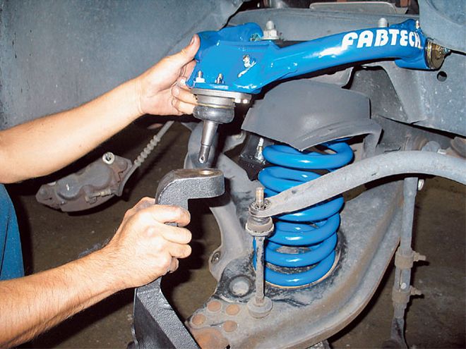 Fabtech Lift Kit On A 2001 Dodge Ram - Quick Six