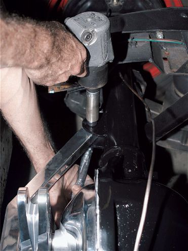 Totally Polished Watts Link On A 1965 Chevy Truck - Watts the Difference?