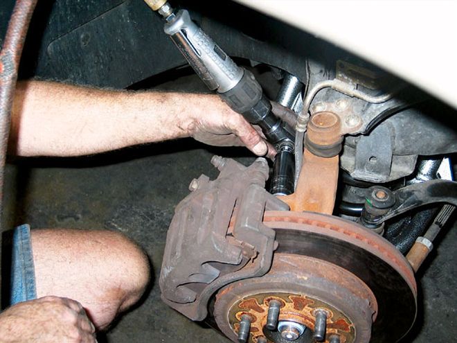 DJM Drop Kit  on a 2003 Dodge Dakota - Dakota Down