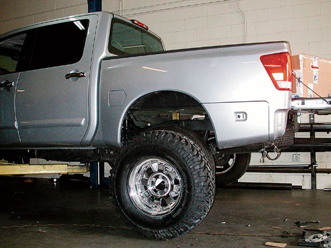 2004 Nissan Titan towering Titan