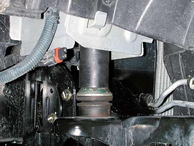 CST Lift Kit on a 2004 Nissan Titan - Towering Titan