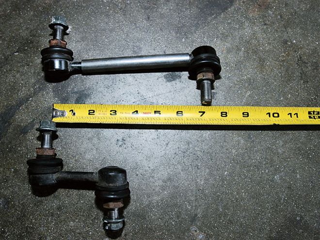 CST Lift Kit on a 2004 Nissan Titan - Towering Titan