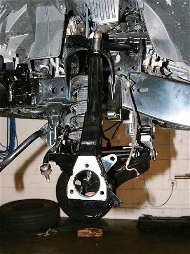 CST Lift Kit on a 2004 Nissan Titan - Towering Titan