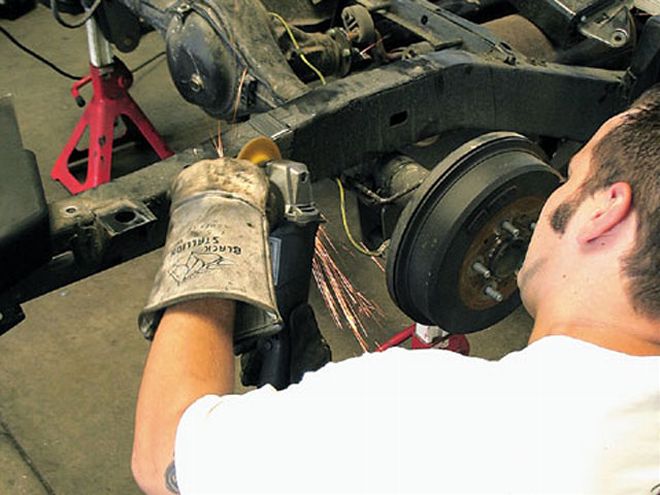 Devious Customs One-Piece Notch Install on a Toyota Tacoma - Devious Wayz