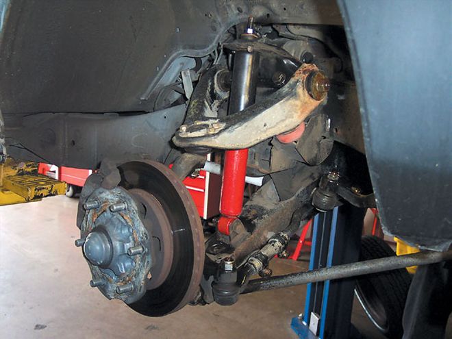 1991 Nissan Hardbody Front Airbag Suspension Install - Hittin Bottom, Part: 1