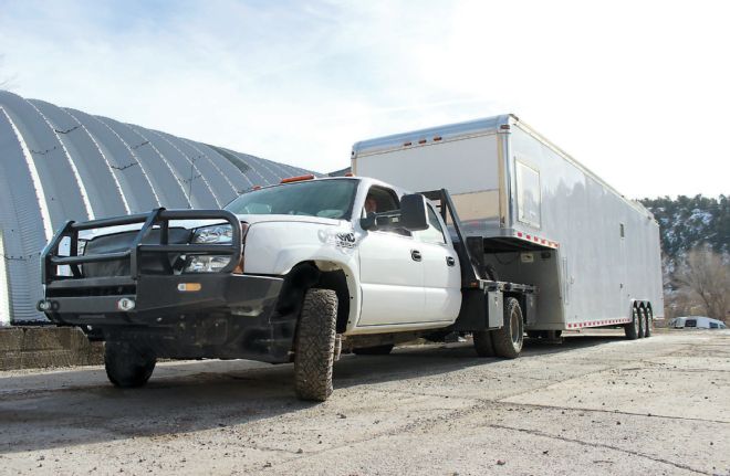 2003 Chevy Silverado Towing 40 Foot Trailer