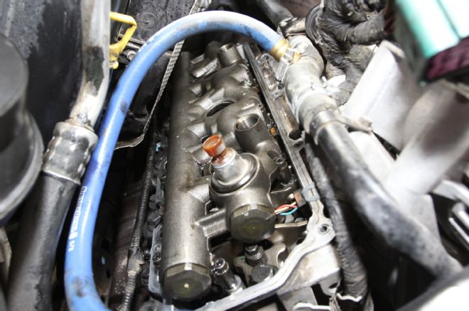 Ford Power Stroke 6 0L Cylinder Head Repair 02