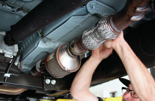 2014 GMC Sierra Borla Exhaust System Install 02