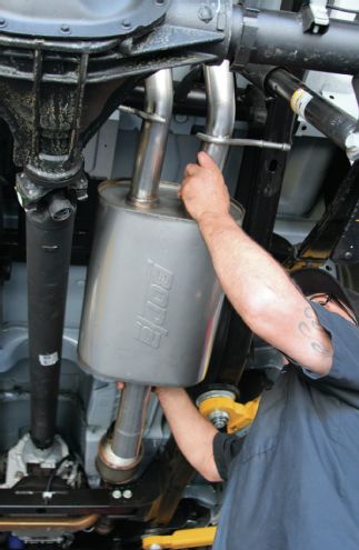 2014 GMC Sierra Borla Exhaust System Install 06
