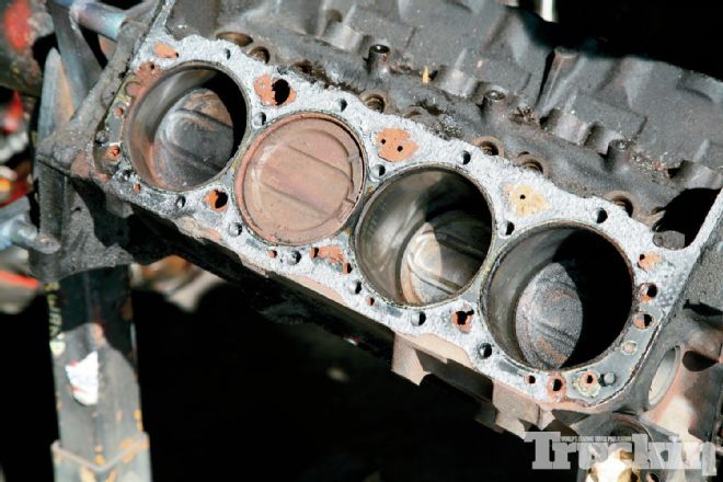 1989 Chevrolet C1500 Project Rehab: Serious Small-Block Part 1