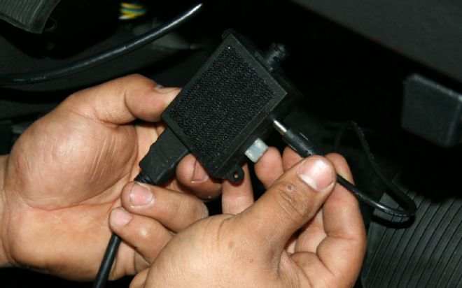 DIY Tech: Bully Dogs Triple Dog GT Gas Tuner on a 2011 Ford F-150 EcoBoost