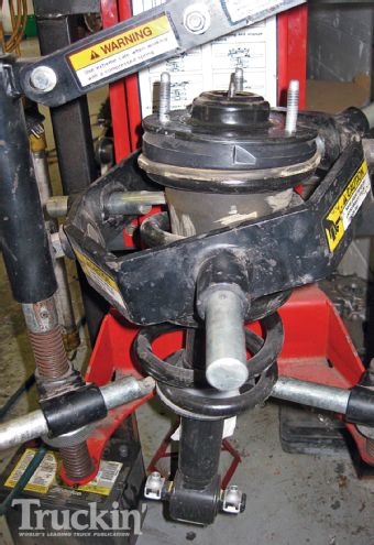 2009 Chevy Silverado Buildup - Get Low