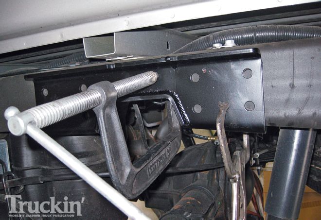 2009 Chevy Silverado Buildup - Get Low