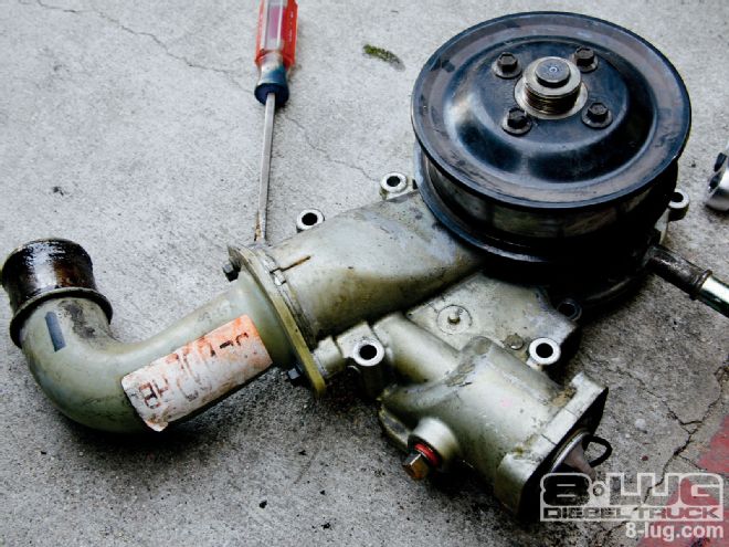Coolant Filtration System Installed On A Ford F-350 - Cool It Down
