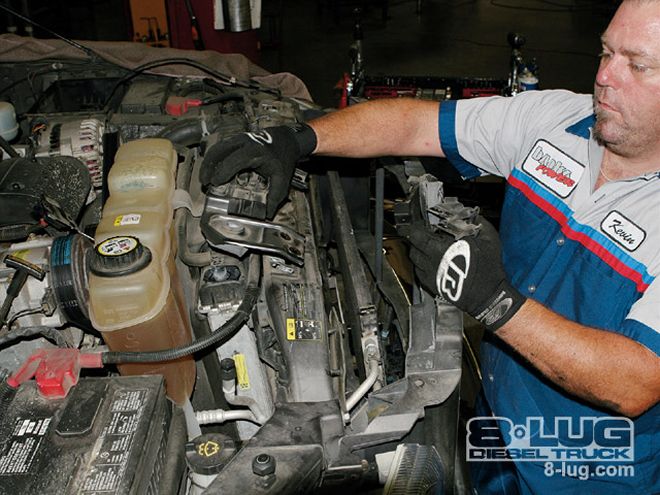 Engine Performance Upgrades On A 2003 Ford F-350 - Banks Power Pump-Up