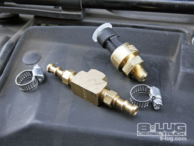 Gauges, Intake & Exhaust on a 2000 Ford F-350 - The Big Three