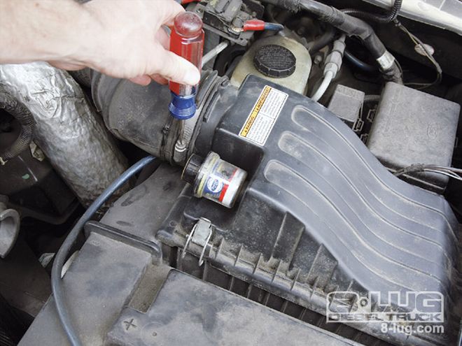 Gauges, Intake & Exhaust on a 2000 Ford F-350 - The Big Three