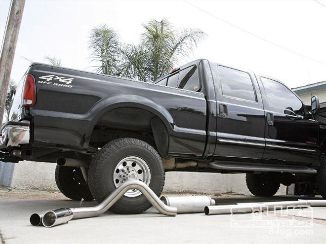 Gauges, Intake & Exhaust on a 2000 Ford F-350 - The Big Three