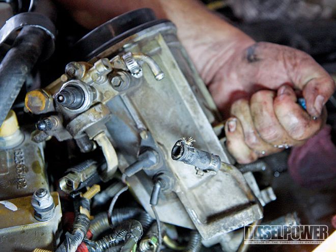 7.3L Power Stroke Buildup - Ditchin The Split