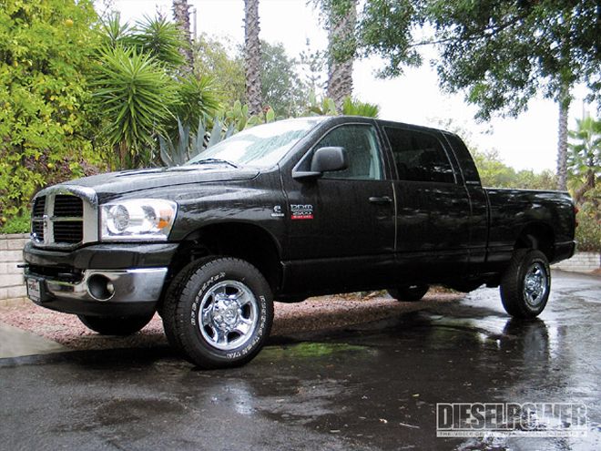 2007 Dodge Ram 2500 Intake Installation left Side Angle