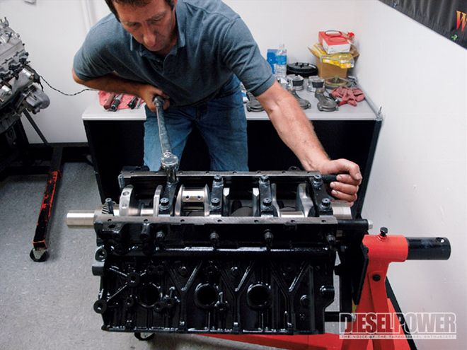 7.1L Duramax Stroker Buildup - Its A Diesel!