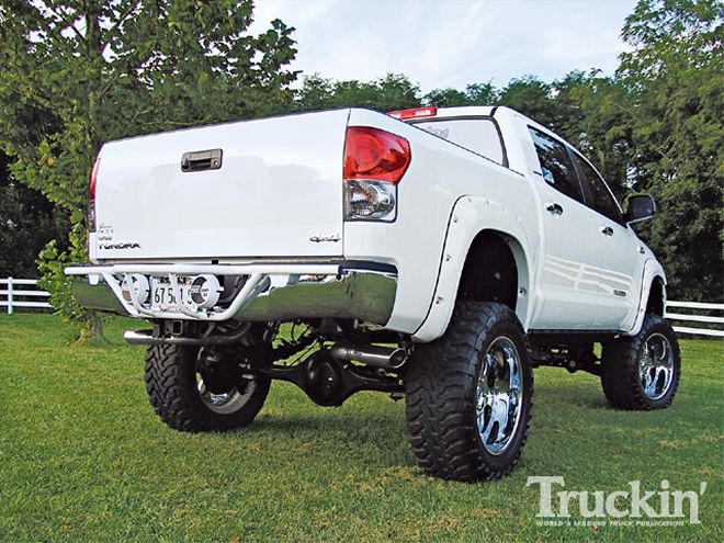 2008 Toyota Tundra rear Side Angle