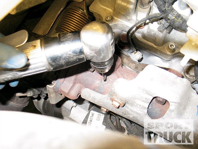 Six-Gun Bundle Install on a 2006 GMC Sierra Diesel - Duramax Hop-Ups