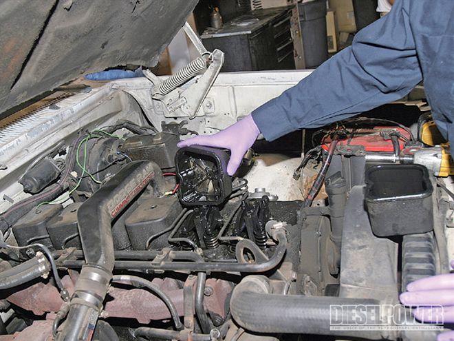 cummins Head Bolt Tech How To remove Valve Covers