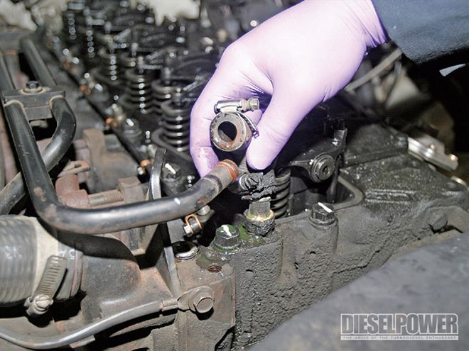 Cummins 12 Valve Head Bolt Tech - Head Bolts 101