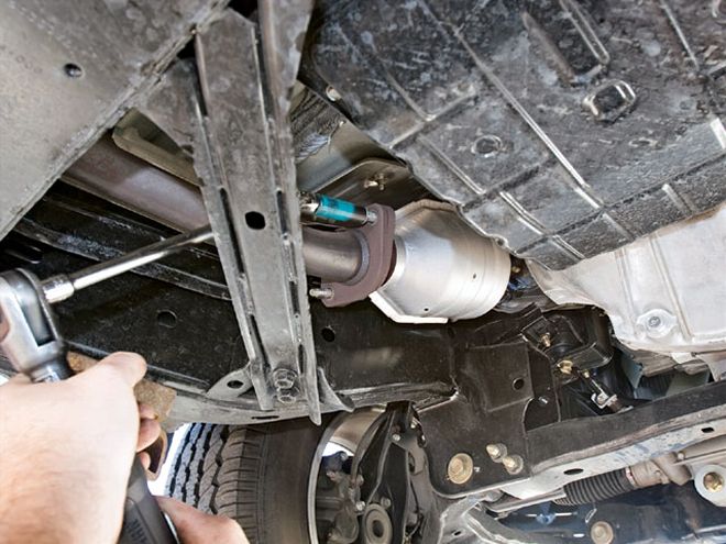 New JBA Headers On A 2007 Nissan Frontier - More Power And Mileage From New Pipes!