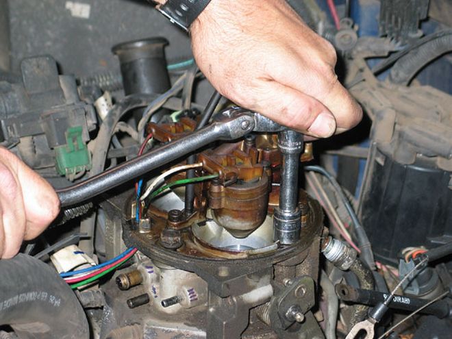 1989 Chevrolet S-10 Tune-Up - Maintenance With a Shot of Whoop Ass
