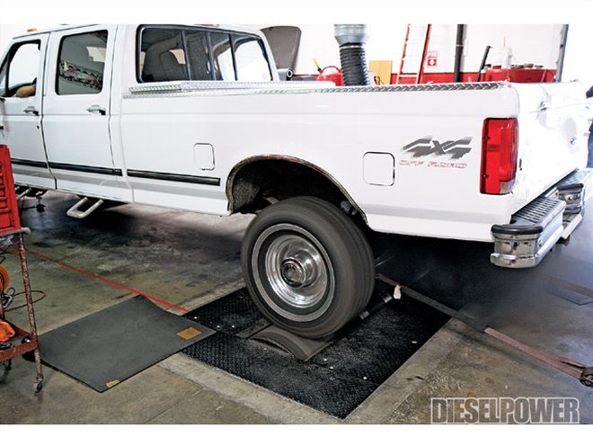 Power Stroke VS. Small Block - Diesel VS. Gas