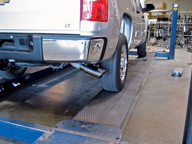 2007 Chevrolet Silverado - Gibson Headers & Exhaust - Ponies In The Pipe