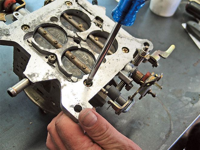 Holley 650 CFM Rebuild - Holly Carburetor Rebuilt Kit On A 1967 Chevy C10